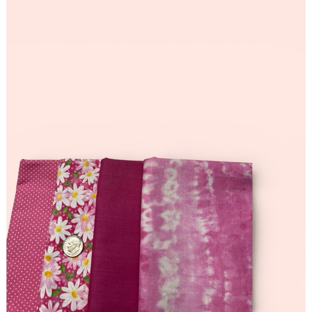 Quilt Craft Fabric 100% Cotton 4 Remnants Pink Floral Tye‎ Dye Polka Dot Solid